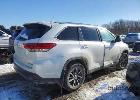 2019 Toyota Highlander Se z USA, uszkodzony, nr VIN 5TDJZRFH4KS571373